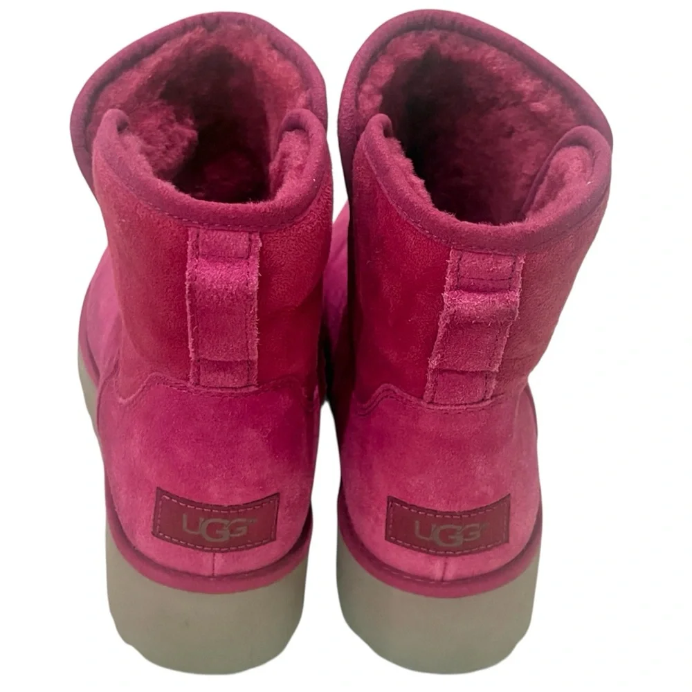 UGG Kristin Suede Ankle Boots size 8 - Picture 3 of 10